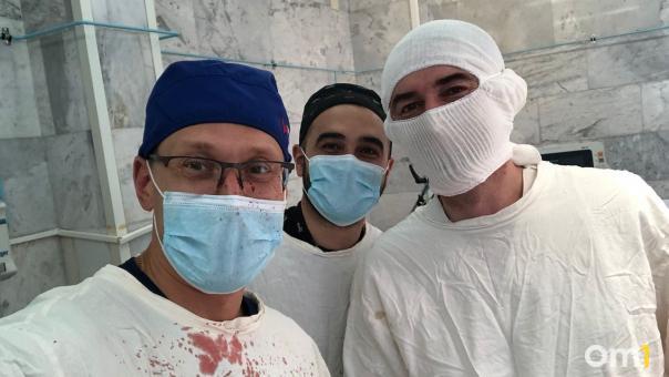 «Кисть болталась на сухожилии». Омич отрезал себе руку циркулярной пилой
