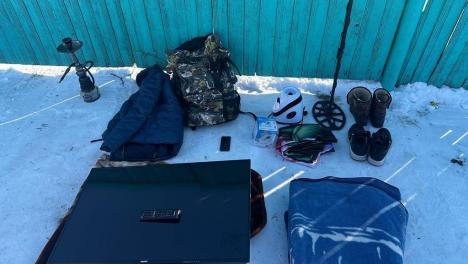 В Омске задержали троих подозреваемых в серии дачных краж