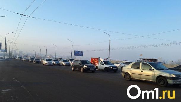 В Омске ямочный ремонт проведут на 530 участках дорог