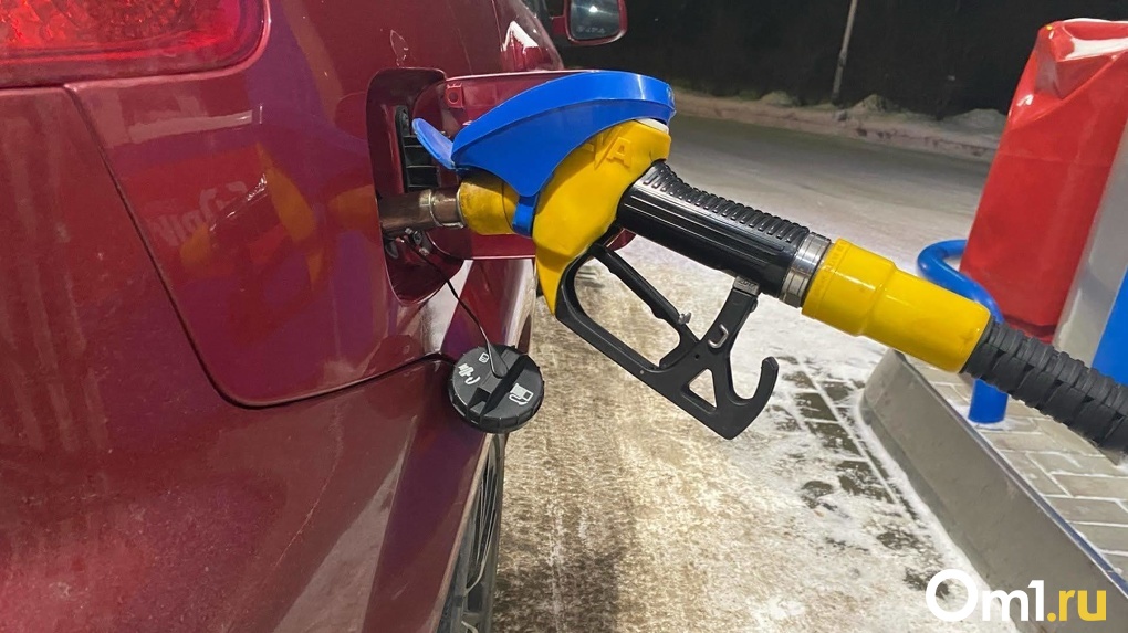 На новосибирских АЗС подскочили цены на бензин