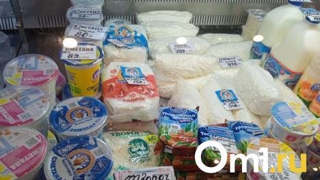 Два омских производителя поставляли опасную молочную продукцию в соцучреждения