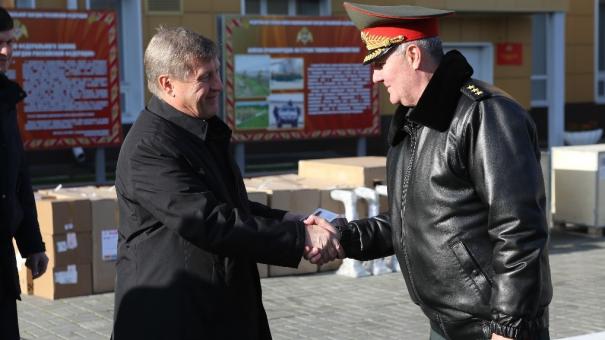 Спутниковое оборудование и дизельные генераторы передала на СВО мэрия Новосибирска