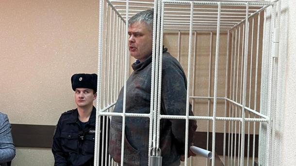 Экс-директора спортцентра начали судить за растраты и взятки в Новосибирске
