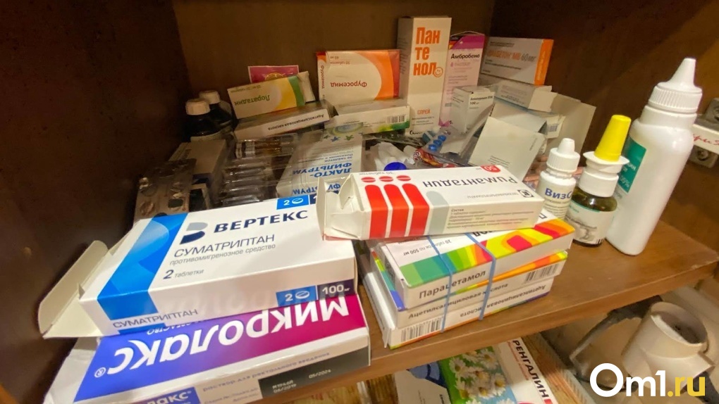 В Правительстве Новосибирской области взяли на контроль поставку препаратов в аптеки