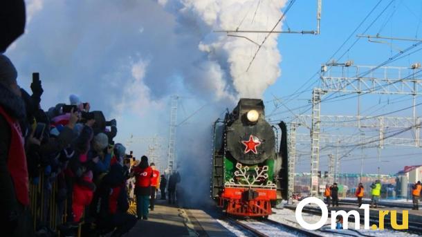 В Омск 1 декабря приедет поезд Деда Мороза