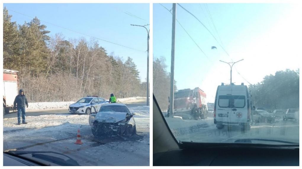 Массовое ДТП под Новосибирском парализовало движение Бердского шоссе