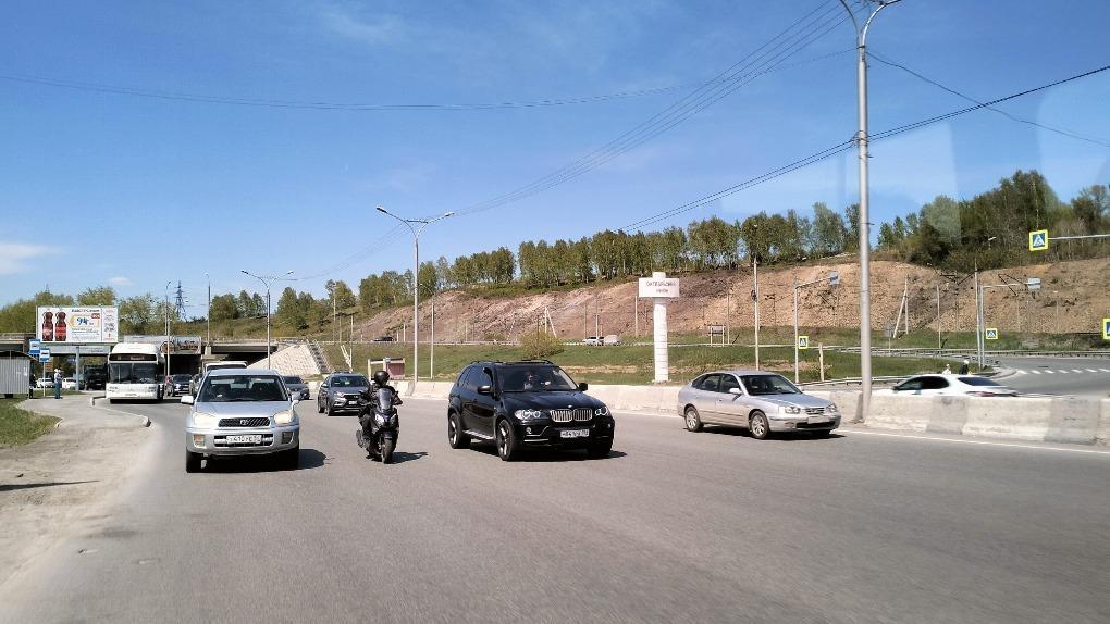 Две маршрутки изменят схему движения в Октябрьском районе Новосибирска