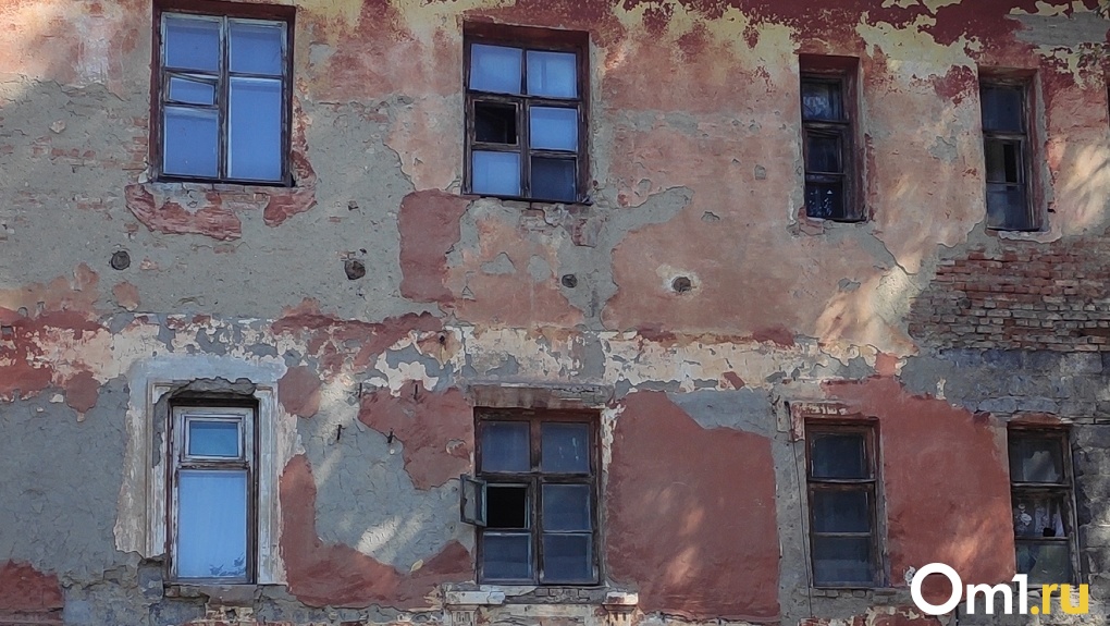 Мэрия Новосибирска планирует выкупить квартиры в аварийном доме на Расточке