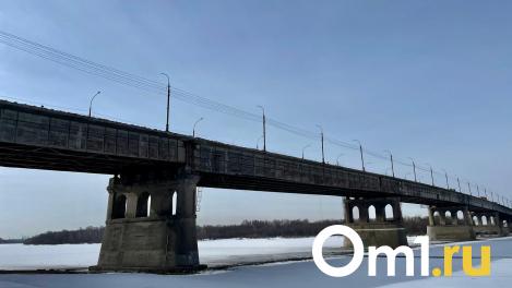 На Ленинградском мосту после капремонта заметили повреждения