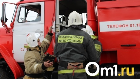 Взрыв газа обрушил гараж и уничтожил автомобиль в Новосибирской области