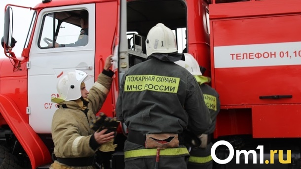Взрыв газа обрушил гараж и уничтожил автомобиль в Новосибирской области
