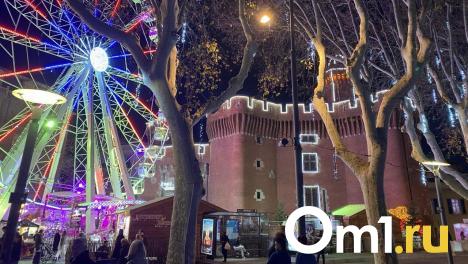 Звезда Давида и пельменная вечеринка: как отмечают Новый год омичи по всему миру