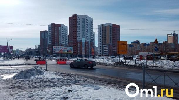 В Омске перекрыли участок на бульваре Архитекторов: схема объезда
