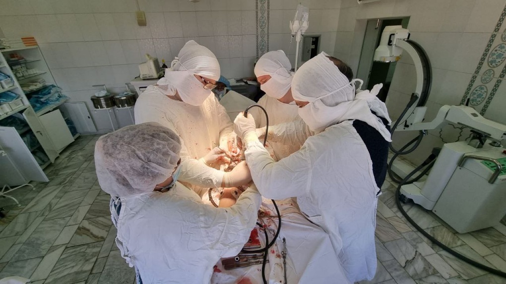 Омские врачи-ортопеды поставили на ноги маленького ребёнка с тяжёлой травмой