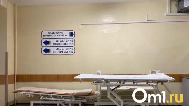 Психолог объяснила, почему девушка из Новосибирска ела свои волосы