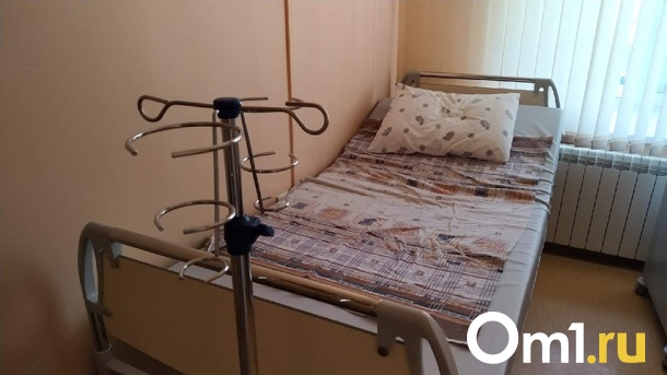 Омич проглотил лампочки с батарейками, чтобы «нести свет» людям