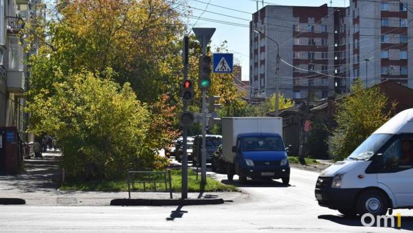 Омичам рассказали, на каких улицах сегодня будут ловить нарушителей