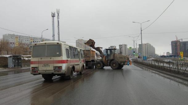 В Омске вывезли снег со всех возможных мест подтоплений