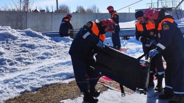 В Омске девочка упала в колодец