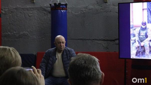 Глава ЧВК «Вагнер» Пригожин похвалил работу новосибирского генерала Суровикина на СВО