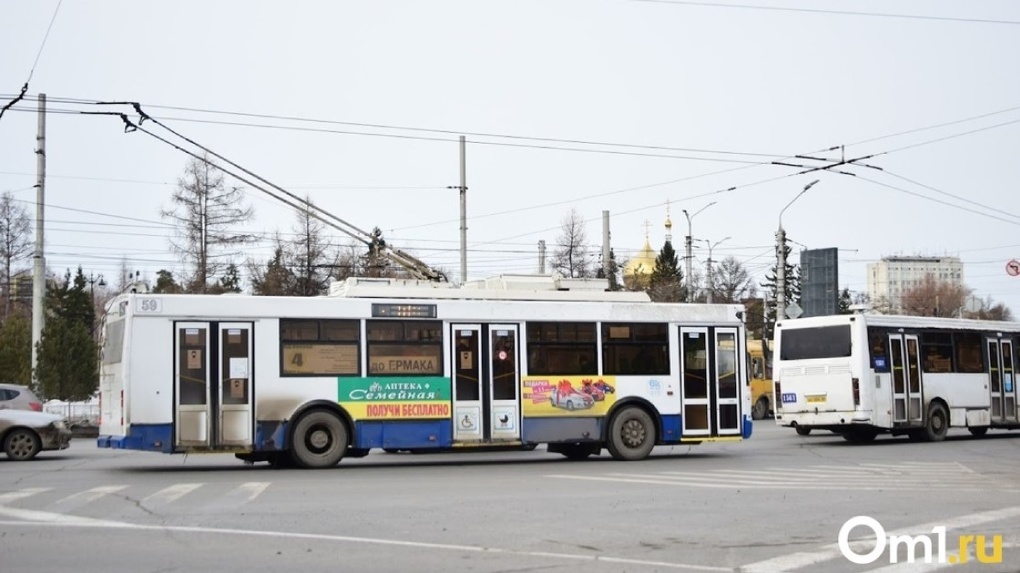 Омский мэр пригрозил подрядчику реконструкции троллейбусного депо расторжением контракта