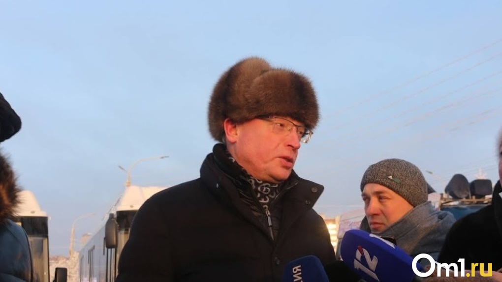 «Не место для выяснения отношений»: губернатор Бурков прокомментировал драку омских чиновников