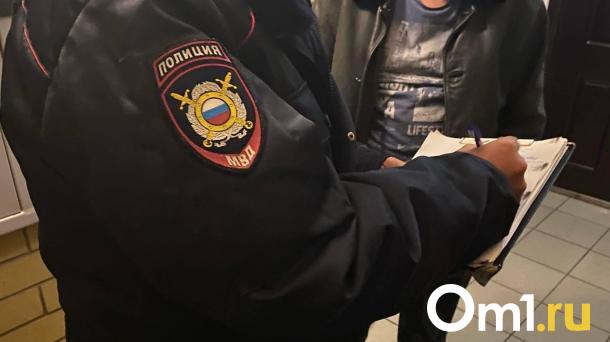 Жителя Омской области наказали за запрещённые татуировки на теле