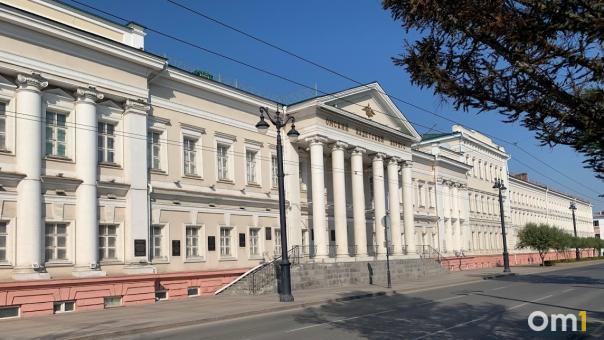 Препарируем Кадетский корпус: что скрывается за известным всем видом