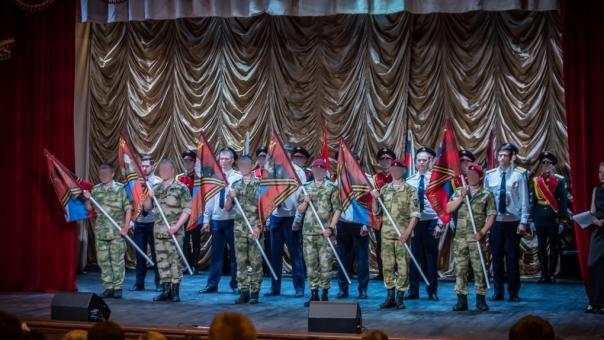 Патриотическая эстафета «Россия — стран героев» прибыла в Новосибирск