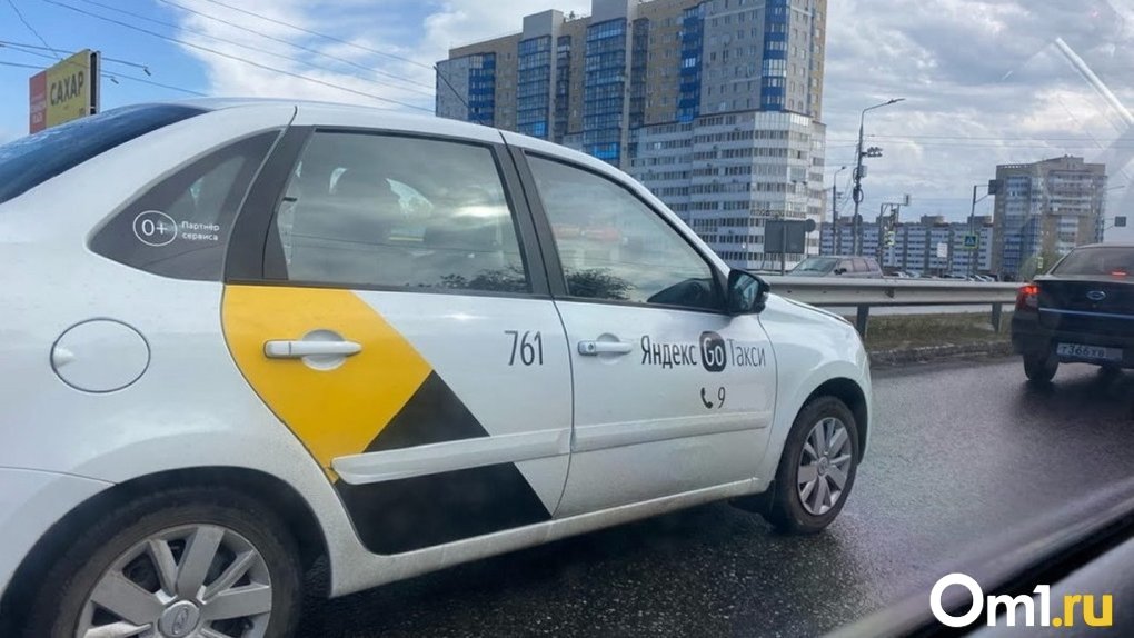В Новосибирске может подорожать такси из-за вступившего в силу закона