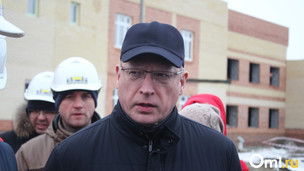 Губернатор Омской области Александр Бурков поручил вернуть доплаты ветеранам труда