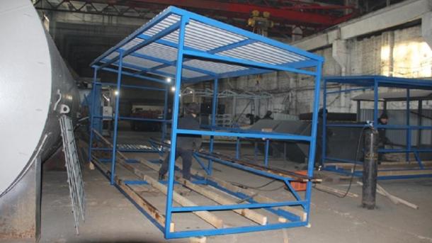 В Омске заключённые изготавливают хоккейные раздевалки