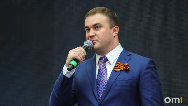 Первые лица Омской области поздравили машиностроителей с профессиональным праздником