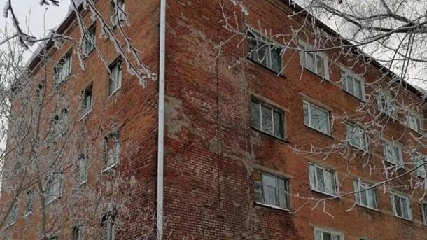 В омской администрации отреагировали на ситуацию с расселением опасного дома на Молодогвардейской