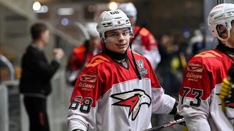 «Омские Ястребы» уступили в третьем матче финала МХЛ