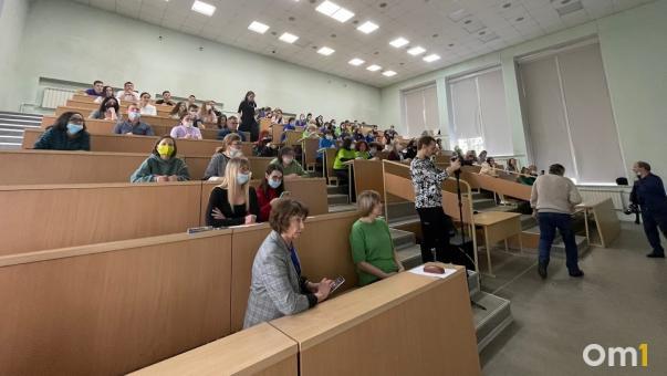 Вузы Новосибирска выделили бюджетные места для детей участников СВО