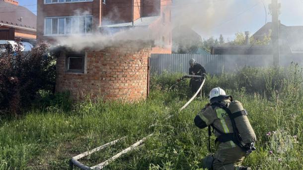 В Омске загорелась канализация