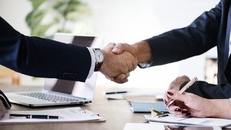 ВТБ запускает бизнес-карты «Мир» для предпринимателей