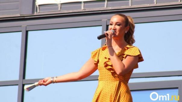 Мизулина раскритиковала наряд Бузовой на выступлении в Уфе