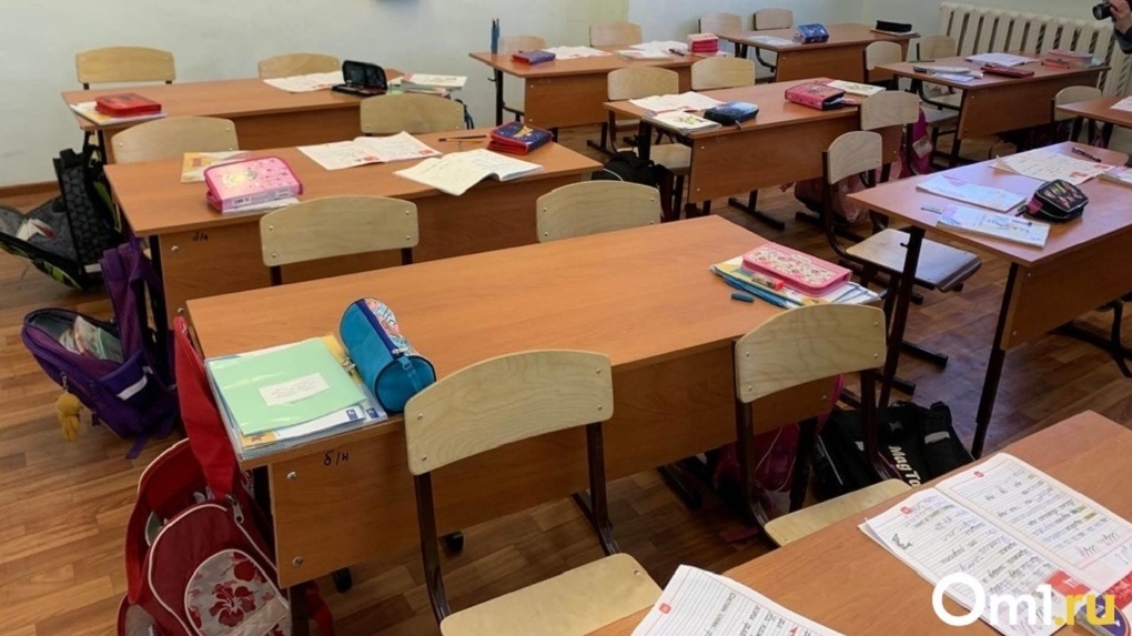 Душили и довели до слёз: школьники жестоко избили одноклассника в Новосибирской области