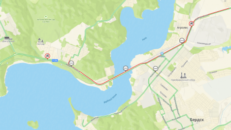 Девятикилометровая пробка сковала Бердское шоссе на въезде в Новосибирск