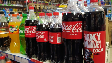 Газировку Coca-Cola из Ирана и Турции начали продавать в Новосибирске