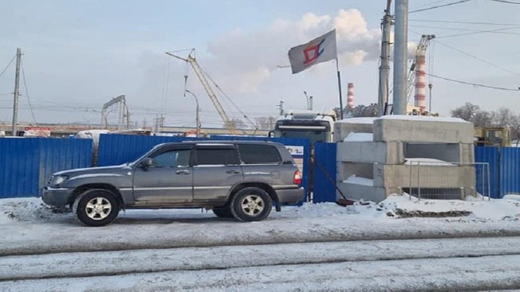 Почему заблокировали выезд со стройки четвёртого моста в Новосибирске?