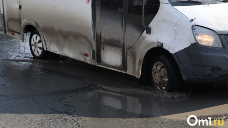 На трёх омских перевозчиков возбудили уголовные дела за поддельные результаты медкомиссии водителей