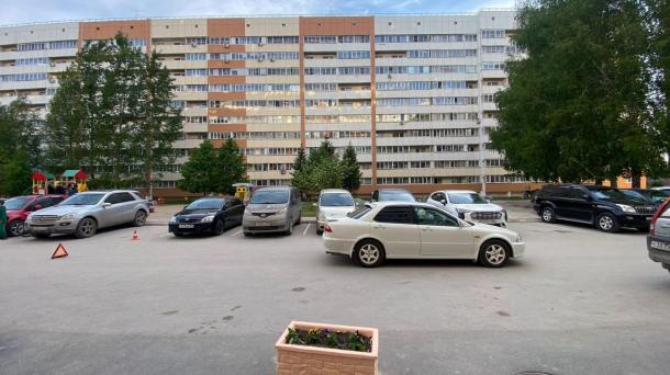 Школьник на самокате пострадал при ДТП в Новосибирске