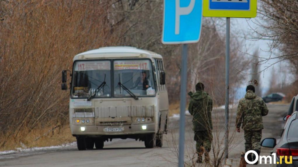 В Омске суд лишил отца погибшего военнослужащего социальных выплат за безответственность в воспитании