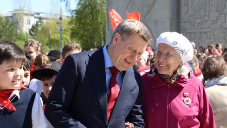 Мэра Новосибирска возмутил доклад начальника департамента ЖКХ о пылевой буре