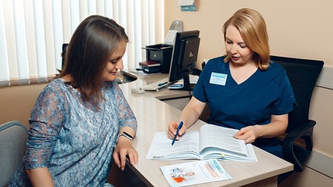 Ведение беременности с комфортом. Как встать на учёт в частную клинику?