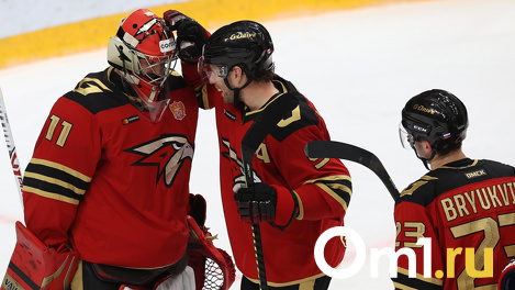 Толчинскому и Найту предложили продолжить «омский» сезон в «Авангарде»