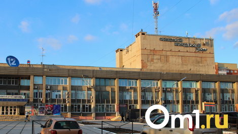 Виталий Хоценко рассказал о выделенных 125 миллионах рублей на развитие ДК «Химик» и Дома молодёжи
